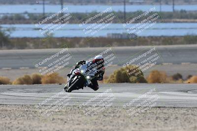 media/Nov-16-2025-Race Pace (Sun) [[8c5fa54630]]/Verified Riders/3-Turn 14 (1045am)/